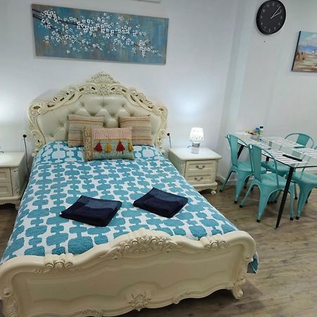 Apartamentos Elemar Free Luggage Storage Màlaga Exteriér fotografie