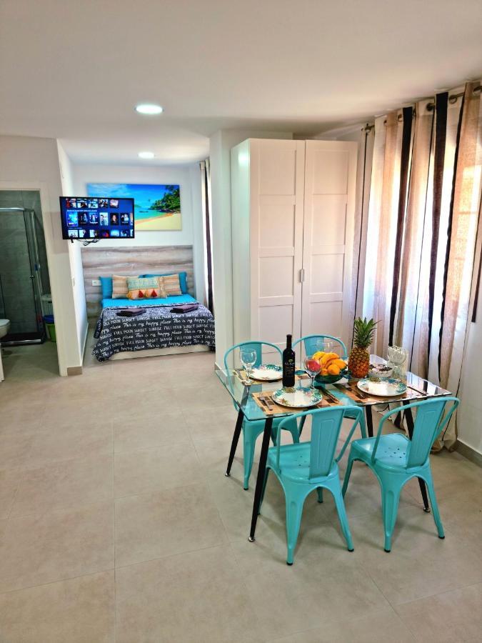 Apartamentos Elemar Free Luggage Storage Màlaga Exteriér fotografie