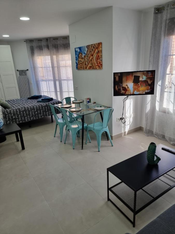 Apartamentos Elemar Free Luggage Storage Màlaga Exteriér fotografie